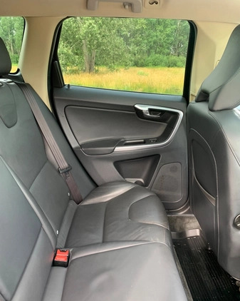 Volvo XC 60 cena 71900 przebieg: 206000, rok produkcji 2015 z Warszawa małe 596